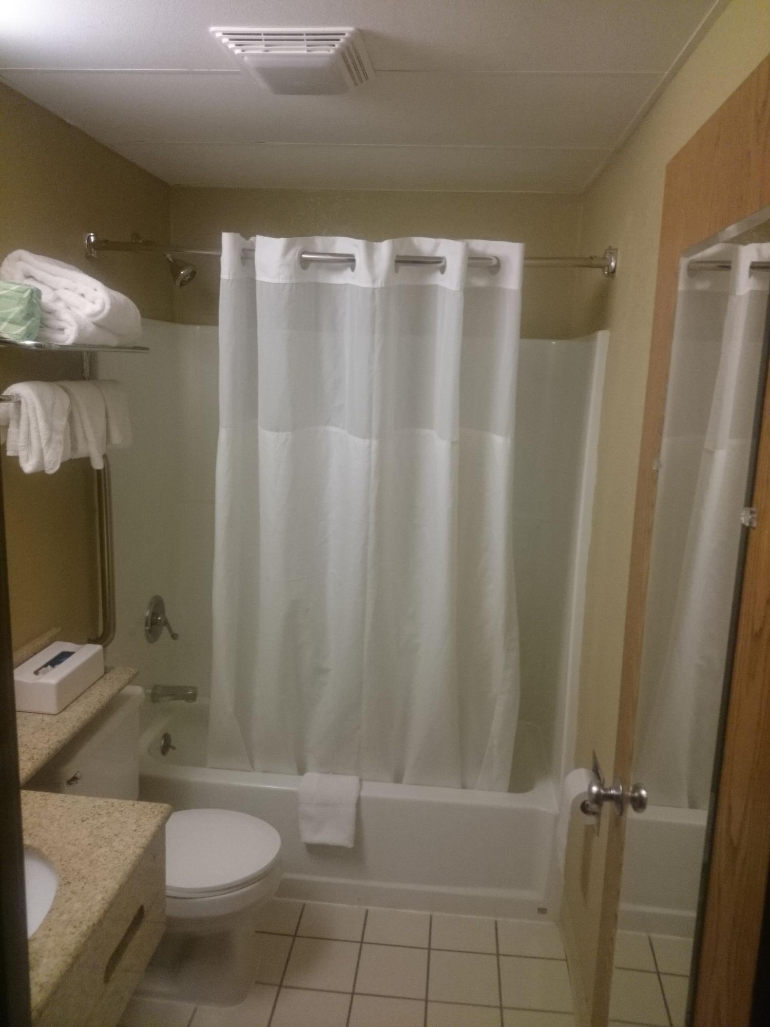 Quality Inn Hyde Park - Poughkeepsie North Extérieur photo