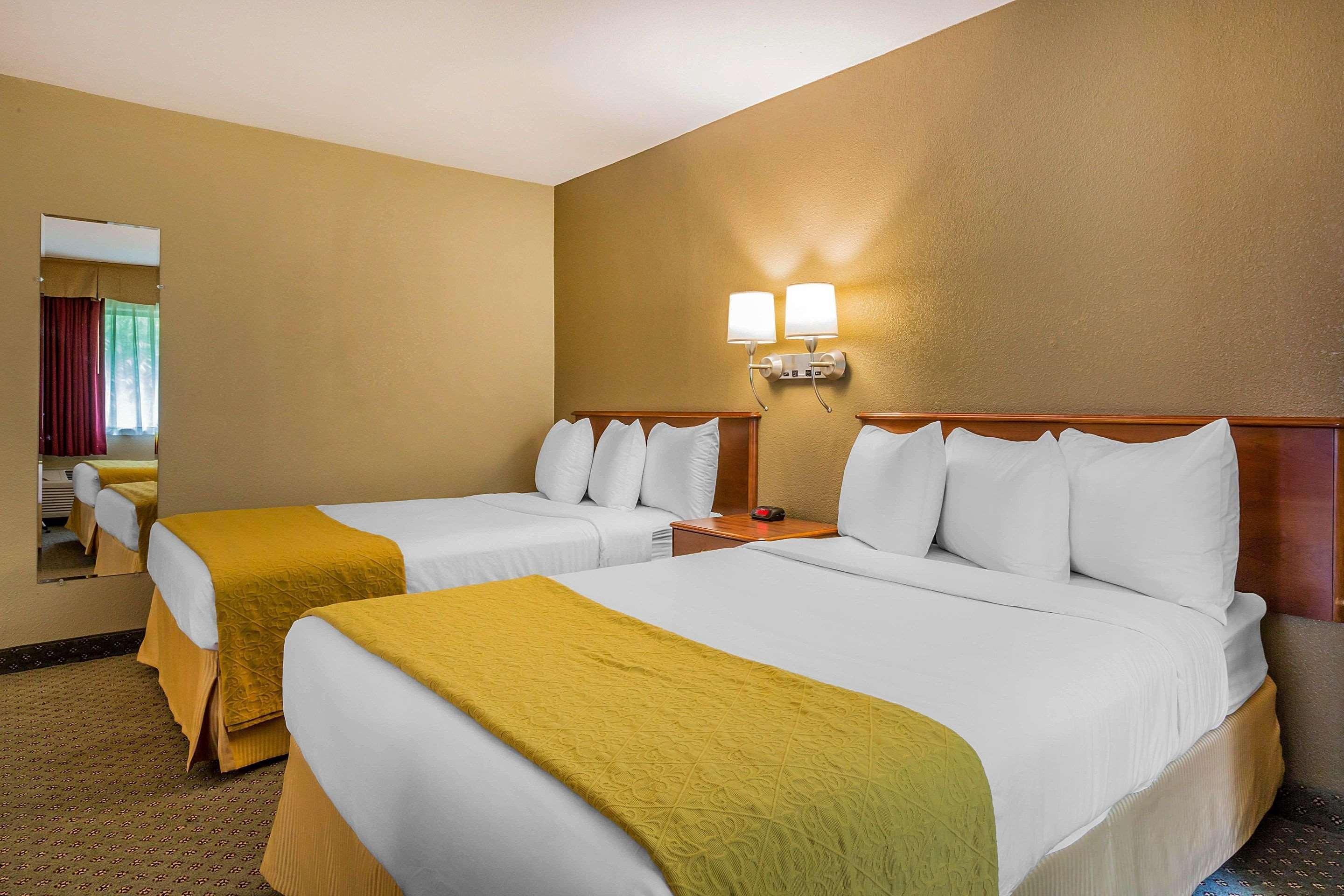 Quality Inn Hyde Park - Poughkeepsie North Extérieur photo