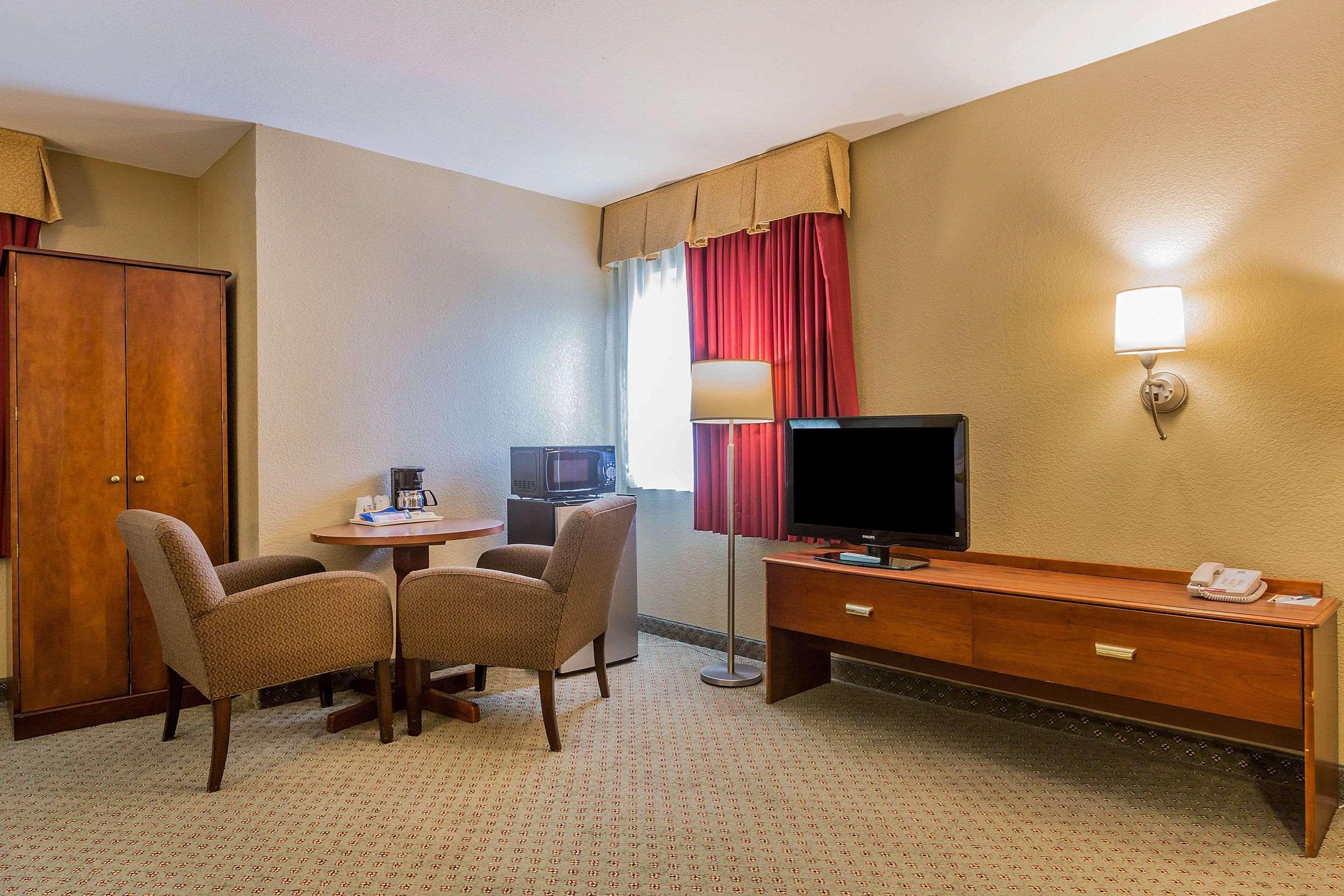 Quality Inn Hyde Park - Poughkeepsie North Extérieur photo